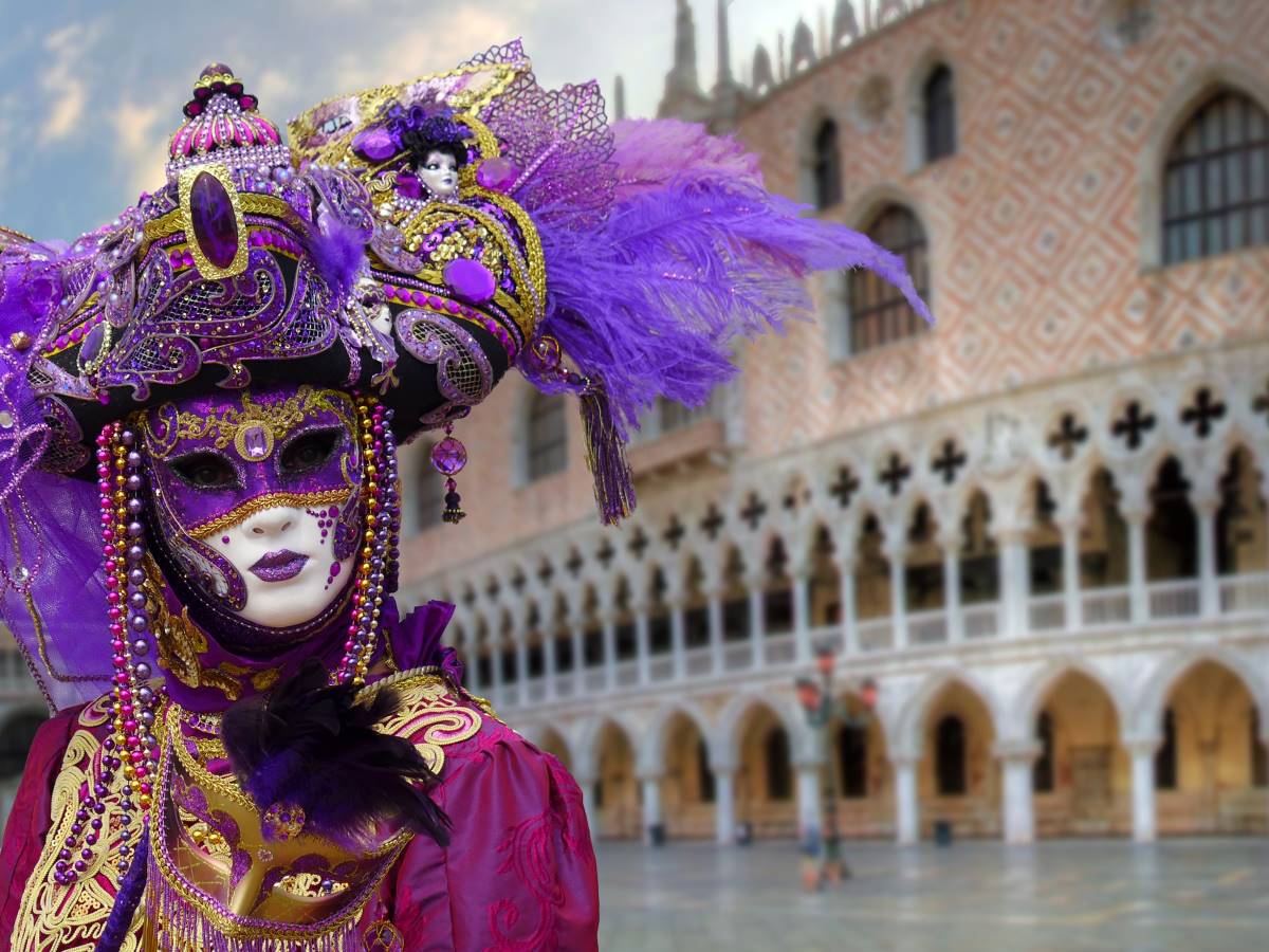 Køb en venetiansk maske - Rejs Dig Lykkelig