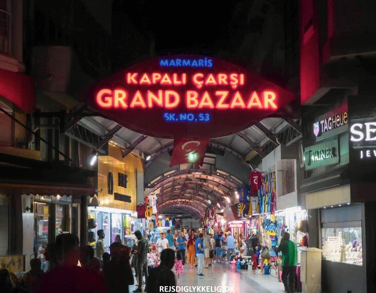 Grand Bazaar - Rejs Dig Lykkelig