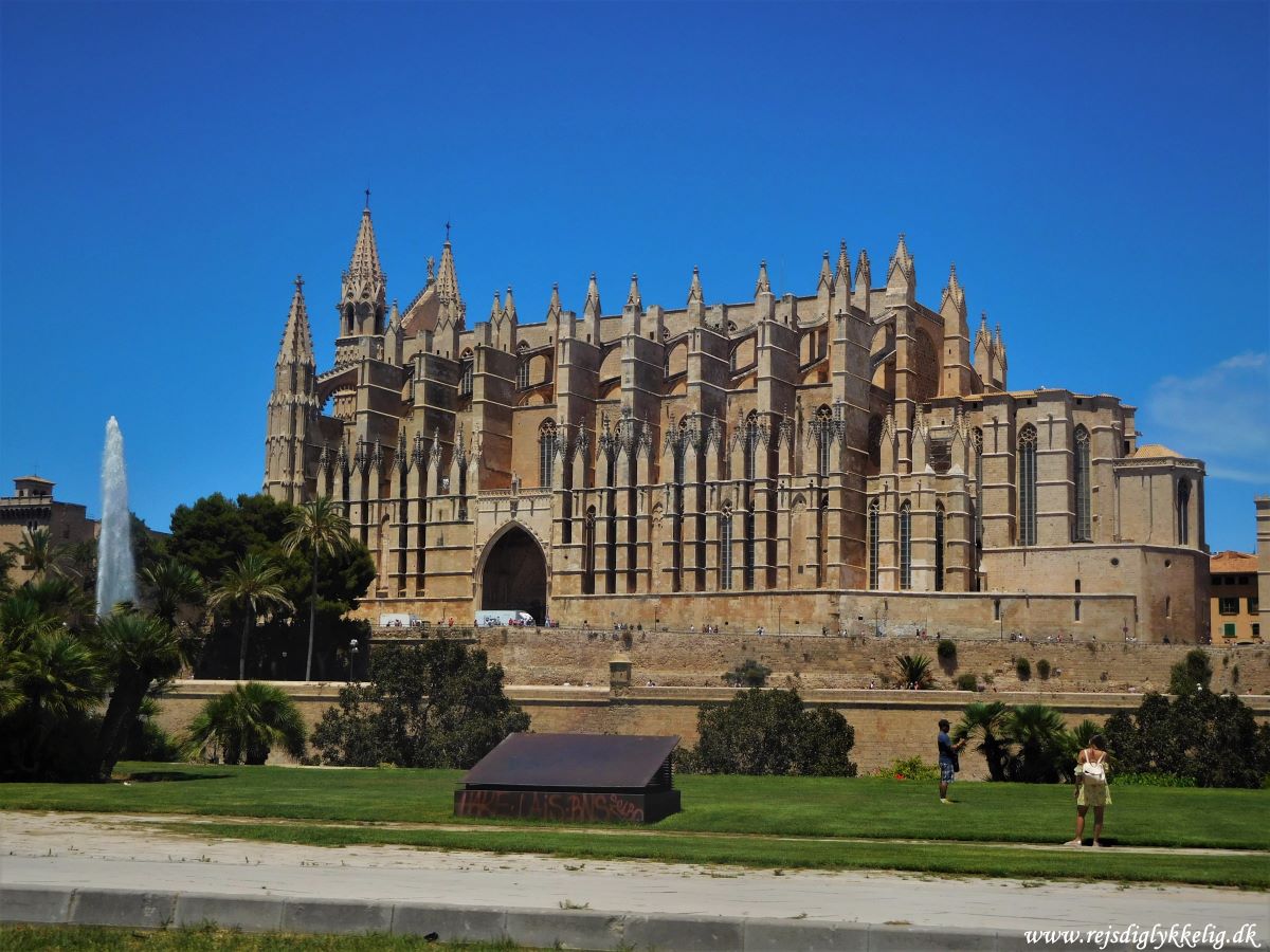 18 oplevelser på Mallorca - La Seu Katedralen - Rejsdiglykkelig.dk