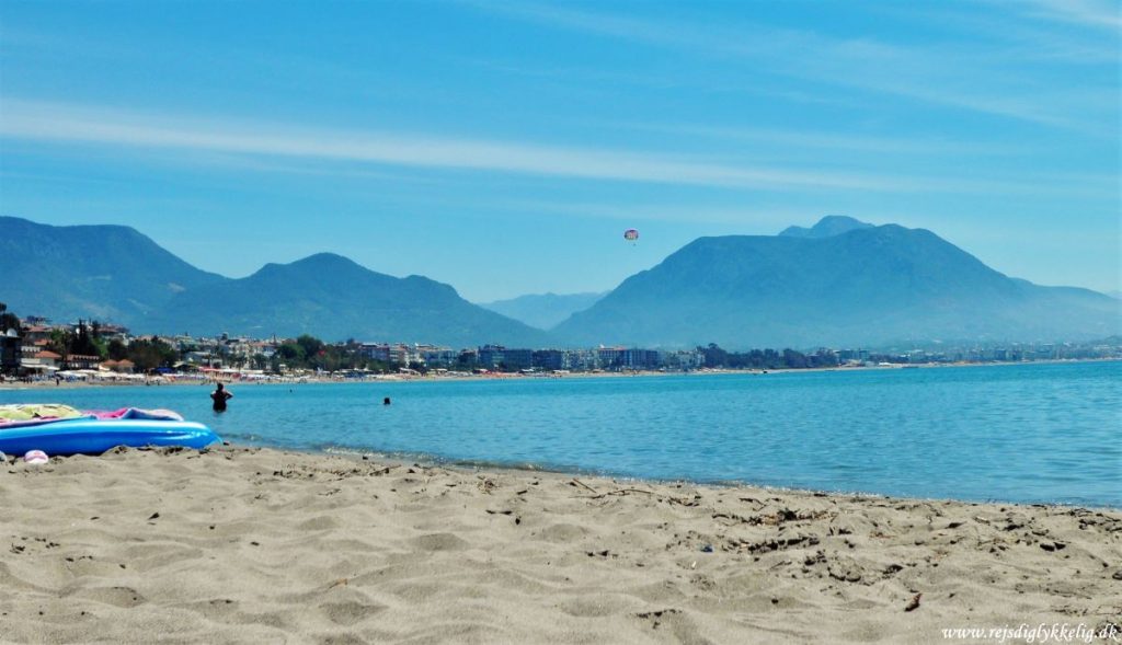 Rejseguide til Alanya - Strand - Rejsdiglykkelig.dk