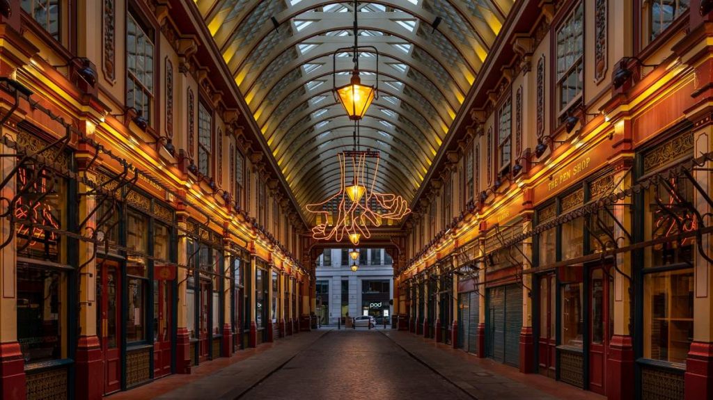 London Bucketlist; 60+ oplevelser i London - Leadenhall Market - Rejs Dig Lykkelig