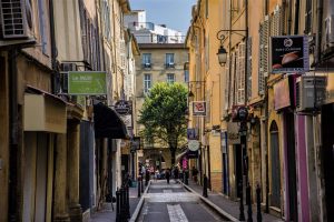 De Bedste Rejsemål i Frankrig - Aix-en-Provence - Rejs Dig Lykkelig