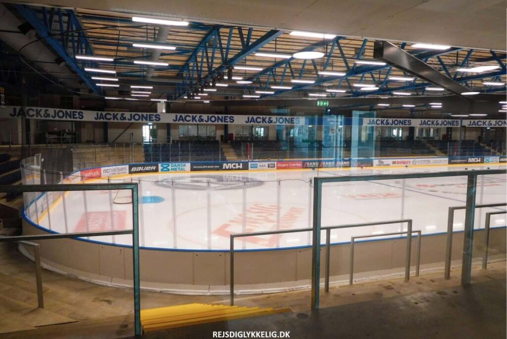 Indendørs Oplevelser i Herning - Kvik Hockey Arena - Rejs Dig Lykkelig Indendørs Oplevelser i Herning - Kvik Hockey Arena - Rejs Dig Lykkelig