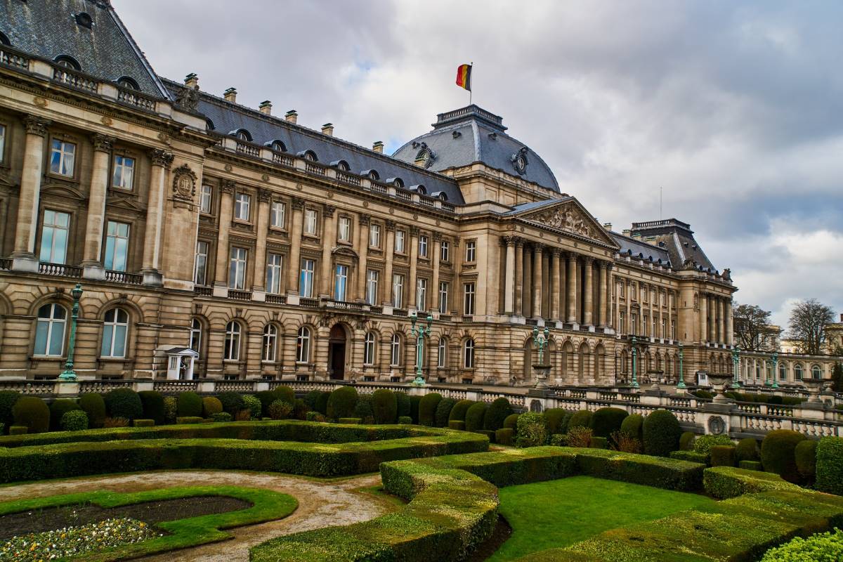 10 Bedste Oplevelser i Bruxelles - Royal Palace of Brussels - Rejs Dig Lykkelig