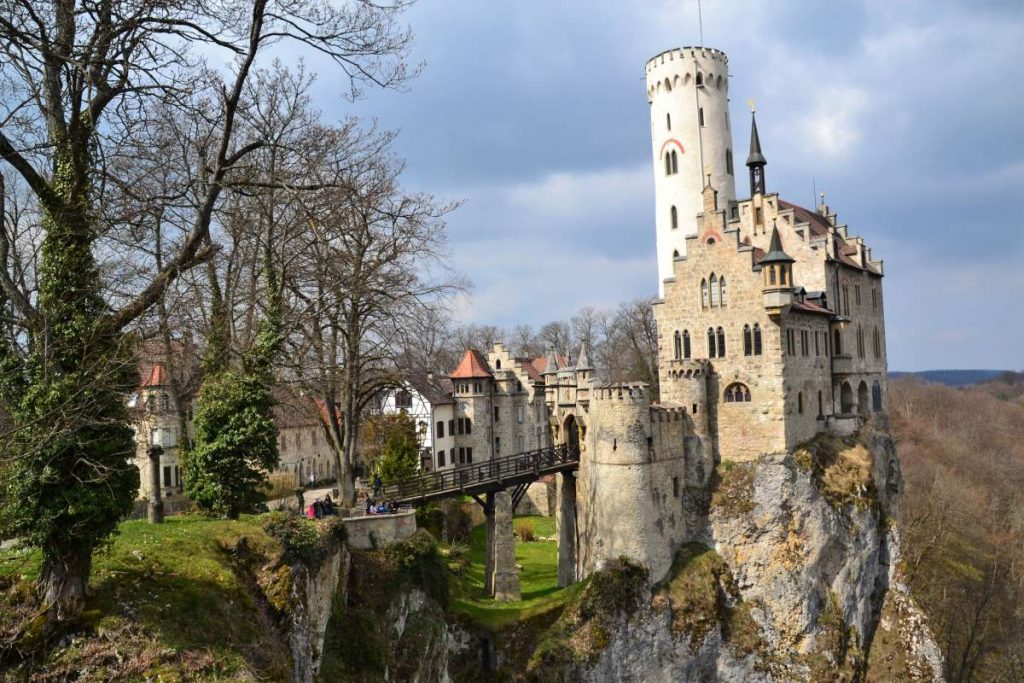 12 Eventyrlige Slotte i Tyskland - Schloss Lichtenstein - Rejs Dig Lykkelig Schloss Lichtenstein - Rejs Dig Lykkelig