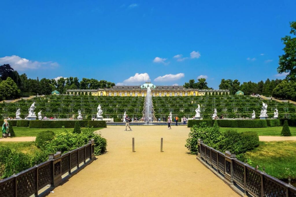 31 Must-See Seværdigheder i Berlin - Sanssouci - Rejs Dig Lykkelig