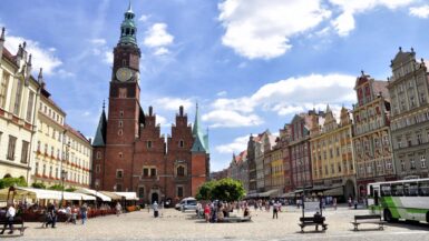 11 Seværdigheder og Oplevelser i Wroclaw - Markedstorvet - Rejs Dig Lykkelig
