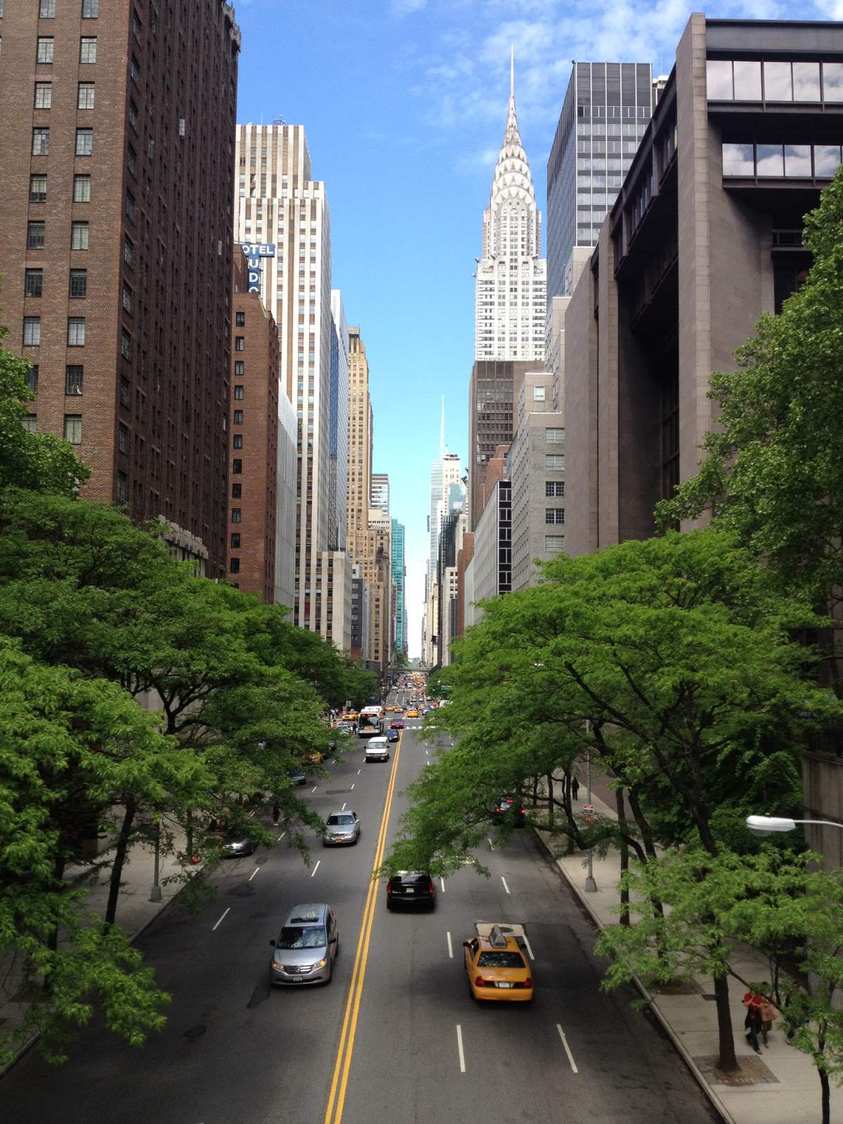 15 Utrolige Udsigtspunkter i New York City - Tudor City Bridge - Rejs Dig Lykkelig