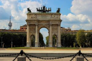 Seværdigheder og Oplevelser i Milano - Arco della Pace - Rejs Dig Lykkelig