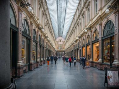 De Bedste Steder til Shopping i Bruxelles - Galeries Royales Saint Hubert - Rejs Dig Lykkelig