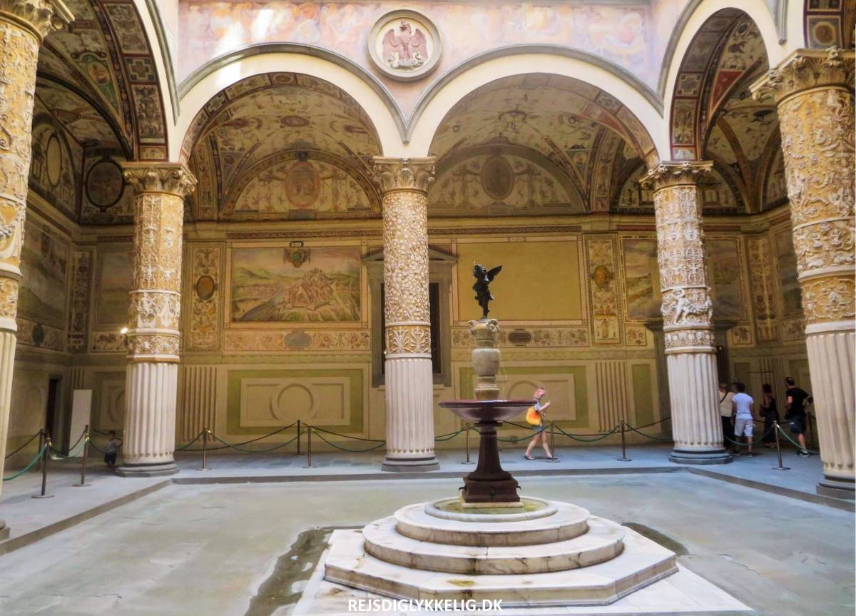 Seværdigheder og Oplevelser i Firenze - Palazzo Vecchio - Rejs Dig Lykkelig