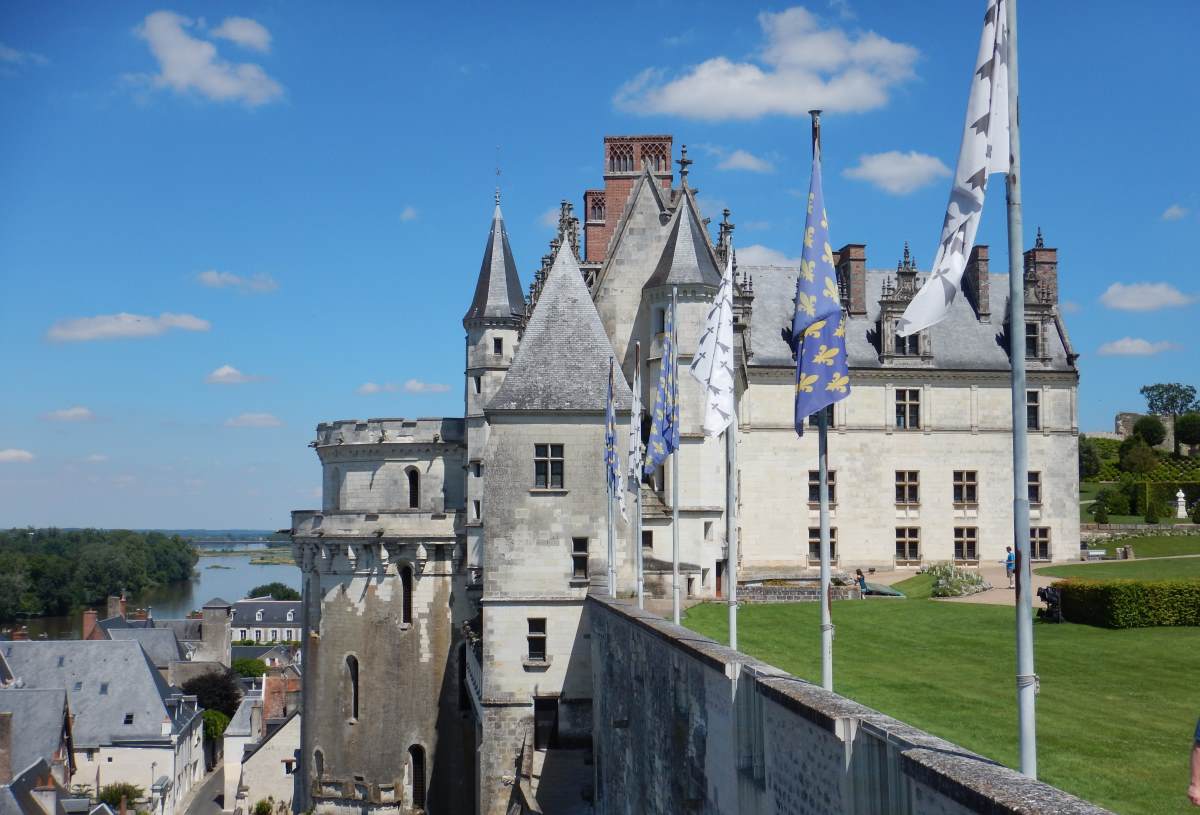 Smukke Slotte i Frankrig - Château d’Amboise - Rejs Dig Lykkelig