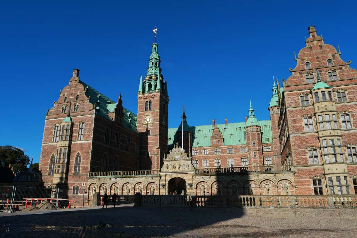 Frederiksborg Slot - Rejs Dig Lykkelig