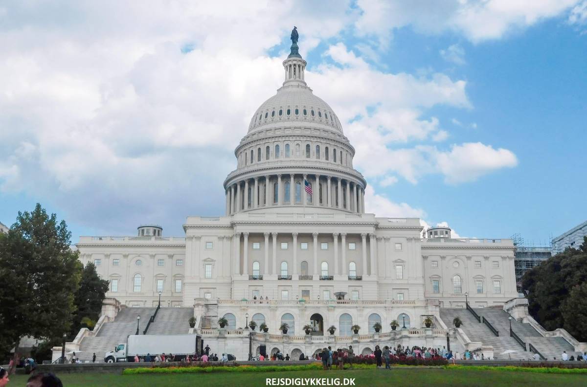 Seværdigheder og Oplevelser i Washington DC - Capitol Building - Rejs Dig Lykkelig