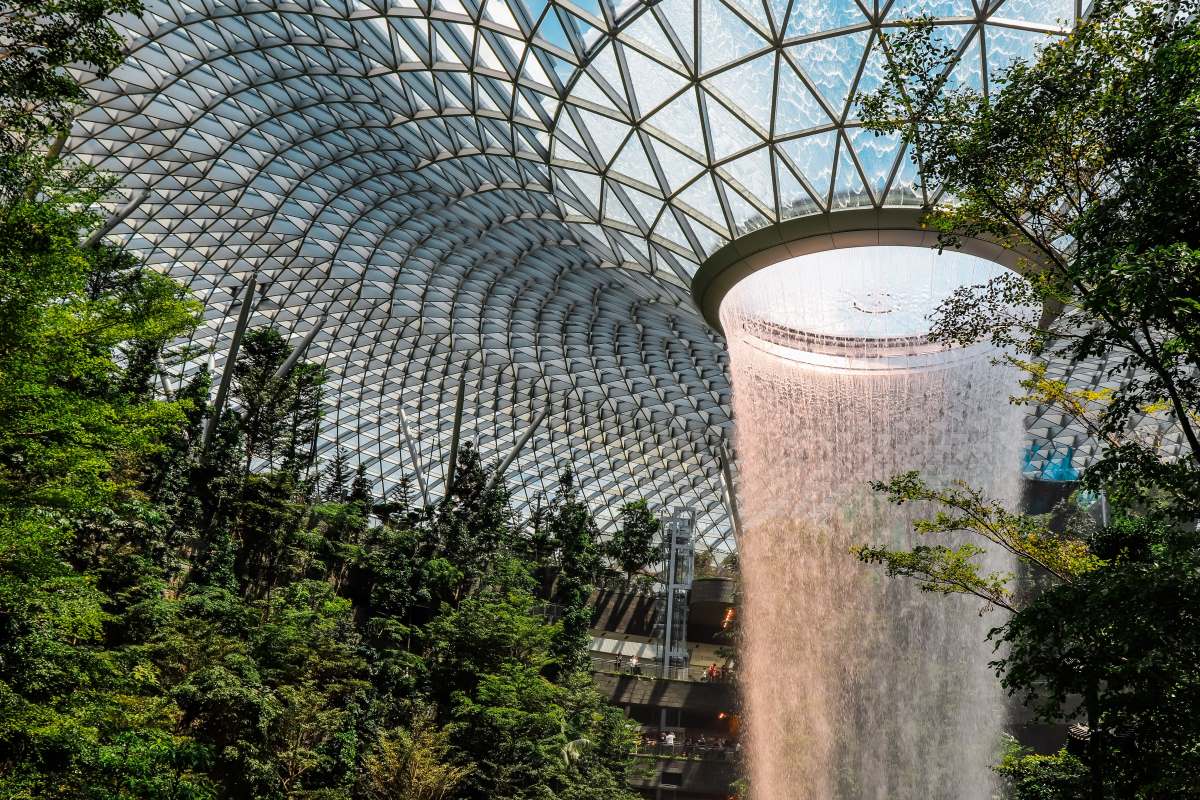 Jewel Changi Airport - Rejs Dig Lykkelig