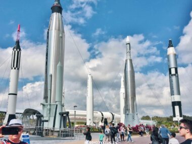 Besøg Kennedy Space Center - Raketter - Rejs Dig Lykkelig
