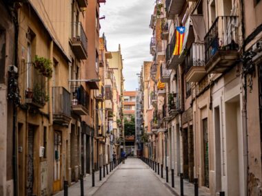 De Bedste Steder at bo i Barcelona - El Raval - Rejs Dig Lykkelig