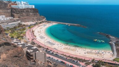 Fantastiske Strande på Gran Canaria - Playa de Amadores - Rejs Dig Lykkelig