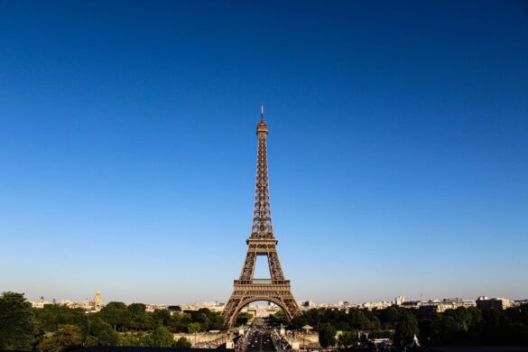 Guide til Eiffeltårnet; Alt du skal vide inden dit besøg - Rejs Dig Lykkelig