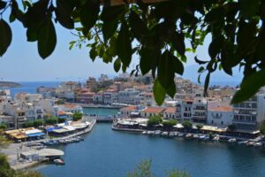 Guide til de Bedste Steder at bo på Kreta - Agios Nikolaos - Rejs Dig Lykkelig