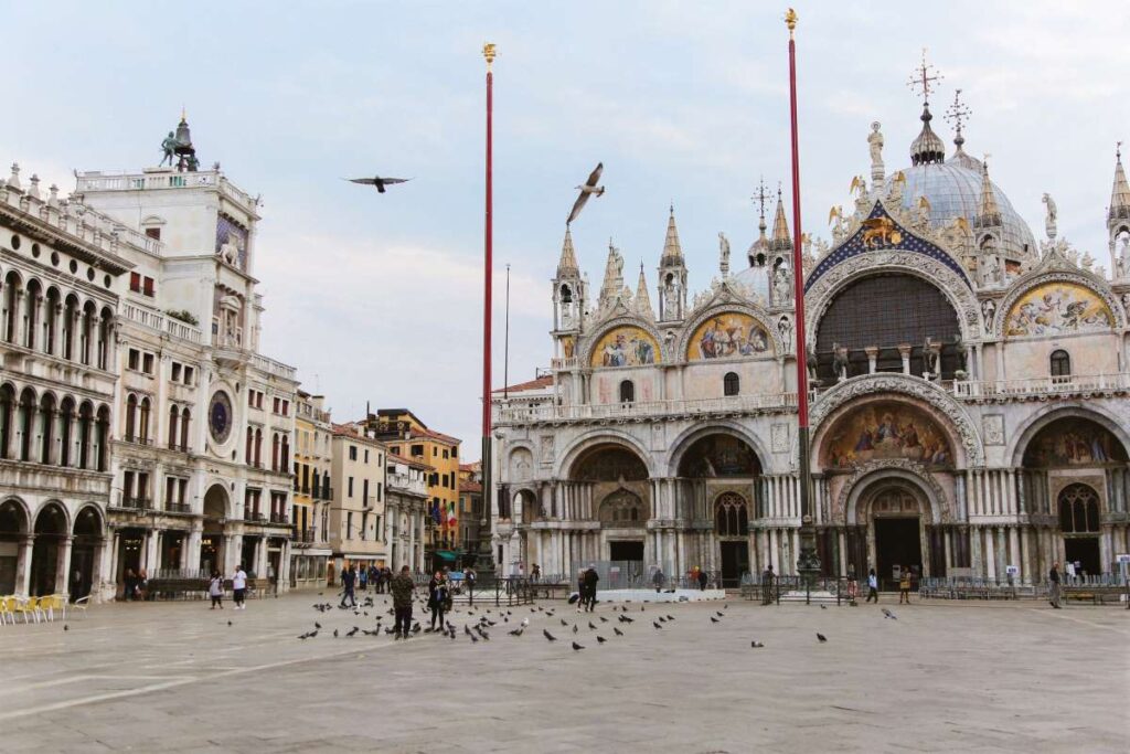 Smukke Udsigtspunkter i Venedig - Markuskirken - Rejs Dig Lykkelig