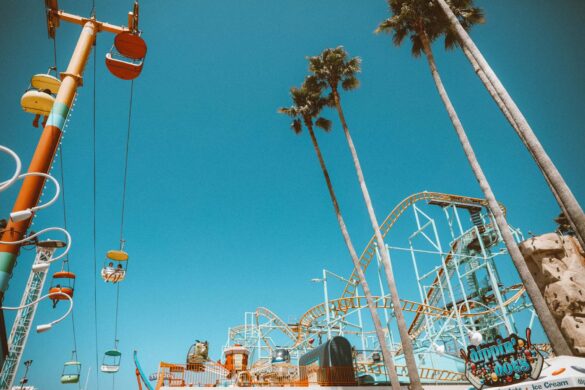 De Bedste Forlystelsesparker i Californien - Santa Cruz Beach Boardwalk - Rejs Dig Lykkelig