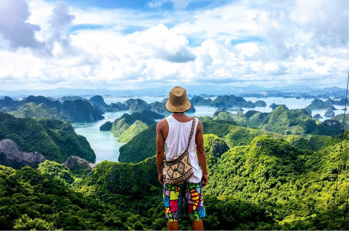 De Bedste Rejsemål i Vietnam - Halong Bay - Rejs Dig Lykkelig