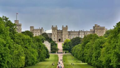 Fortryllende Slotte i London og Omegn - Windsor Castle - Rejs Dig Lykkelig