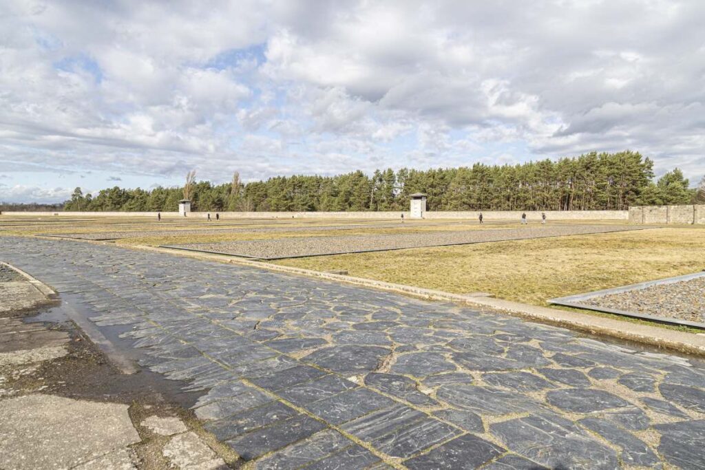 Sachsenhausen Koncentrationslejr nær Berlin - Transport - Rejs Dig Lykkelig Transport - Rejs Dig Lykkelig