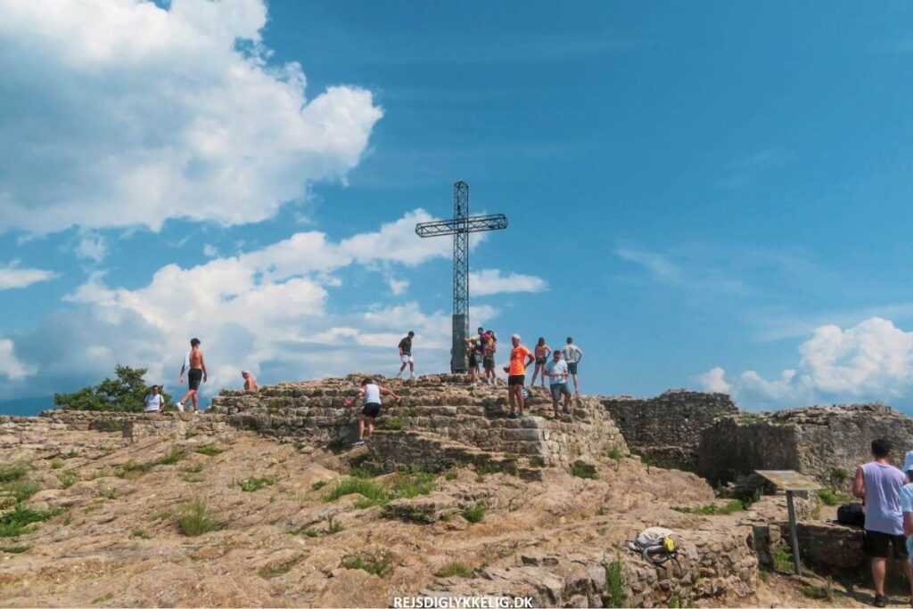 Seværdigheder og Oplevelser ved Gardasøen - Rocca di Manerba - Rejs Dig Lykkelig Seværdigheder og Oplevelser ved Gardasøen - Rocca di Manerba - Rejs Dig Lykkelig