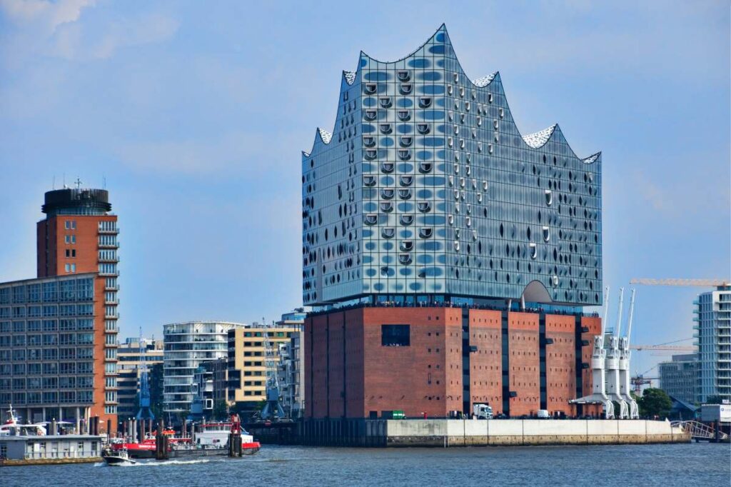 Hvor skal man bo i Hamborg - HafenCity - Rejs Dig Lykkelig