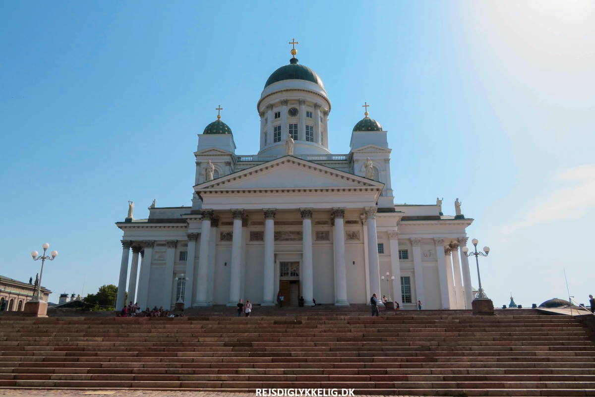 Seværdigheder og Oplevelser i Helsinki - Helsinkis Domkirke - Rejs Dig Lykkelig