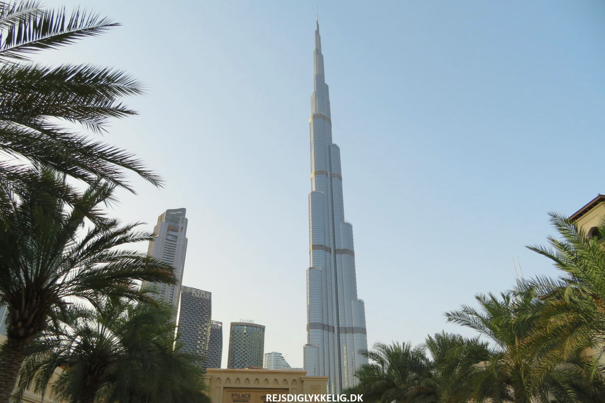 Seværdigheder og Oplevelser i Dubai - Burj Khalifa - Rejs Dig Lykkelig