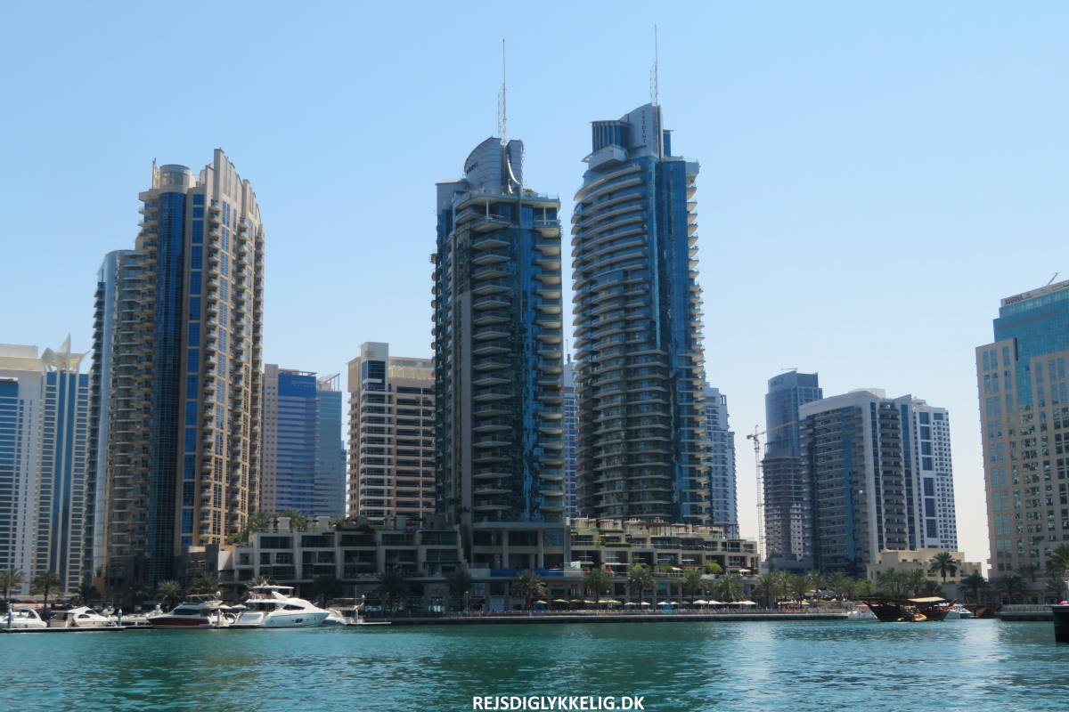 Dubai Marina - Rejs Dig Lykkelig