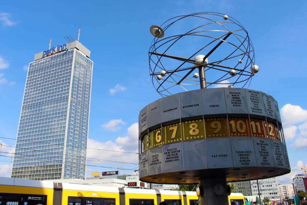 Gratis Oplevelser i Berlin - Alexanderplatz - Rejs Dig Lykkelig Gratis Oplevelser i Berlin - Alexanderplatz - Rejs Dig Lykkelig