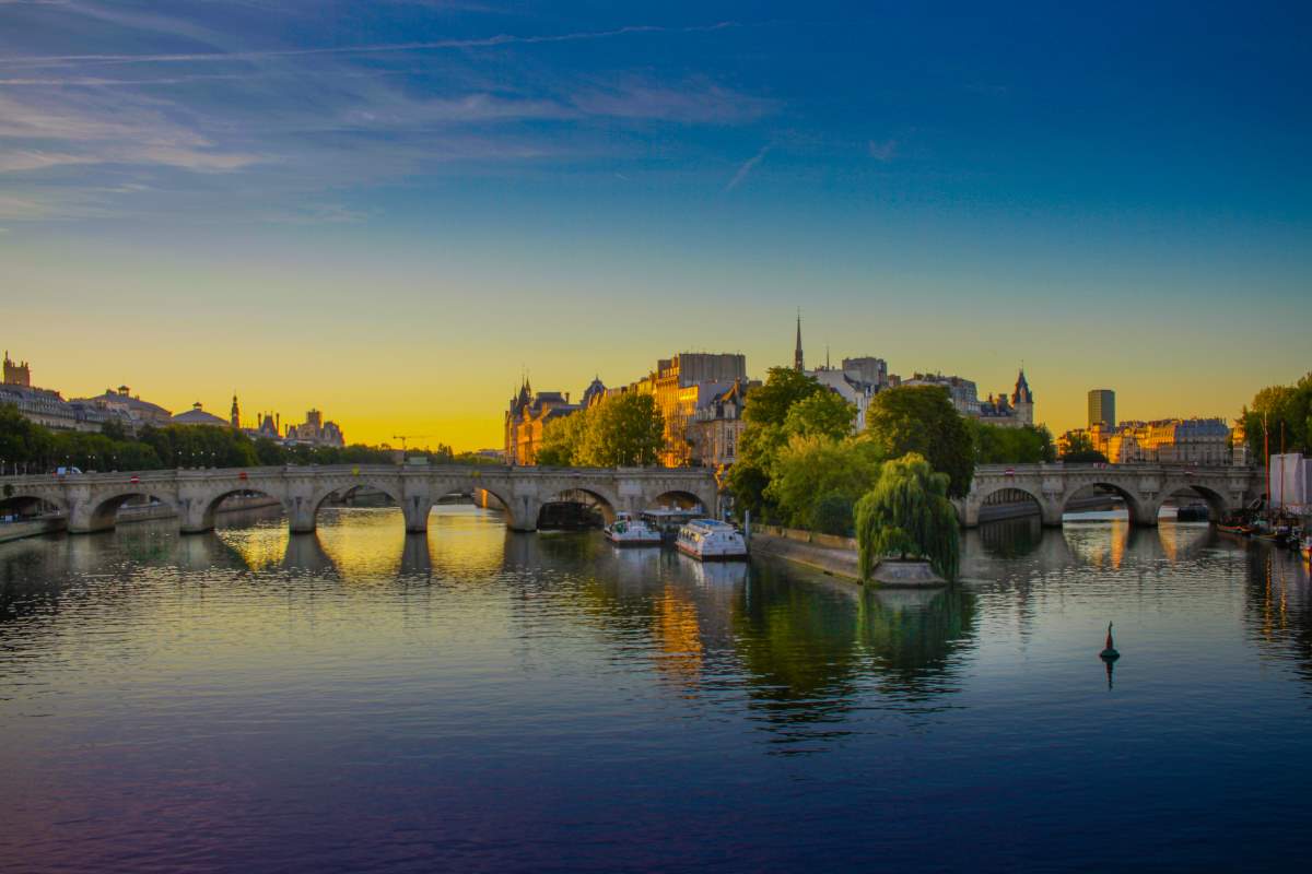 Hvor skal man bo i Paris som turist - Rejs Dig Lykkelig