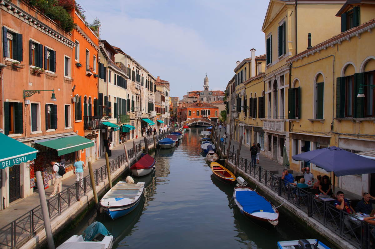 Hvor skal man bo i Venedig - Dorsoduro - Rejs Dig Lykkelig