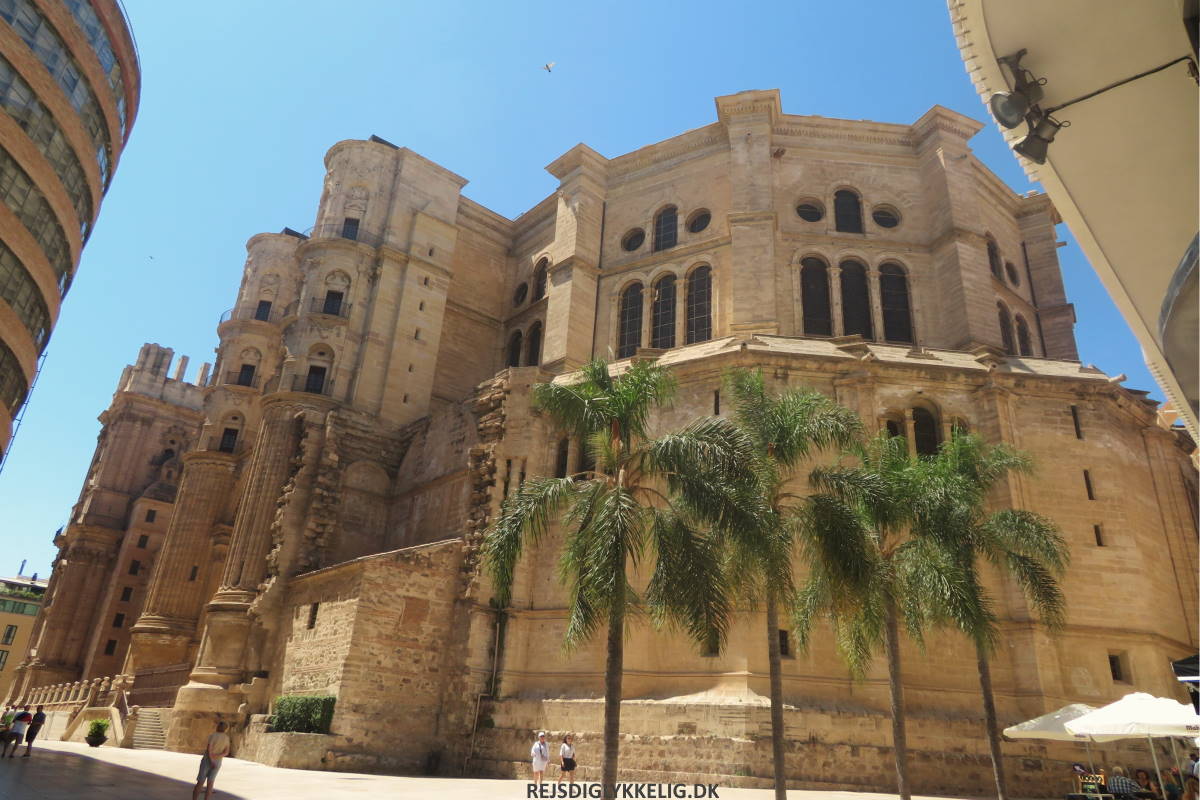Seværdigheder og Oplevelser i Malaga - Malagas Katedral - Rejs Dig Lykkelig
