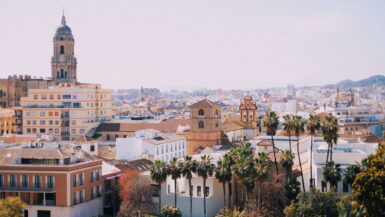 Hvor skal man bo i Malaga - Rejs Dig Lykkelig