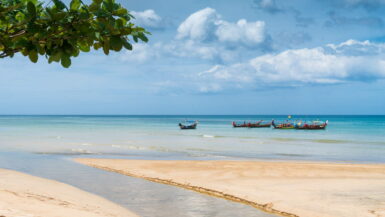 Seværdigheder og Oplevelser på Phuket - Strande - Rejs Dig Lykkelig