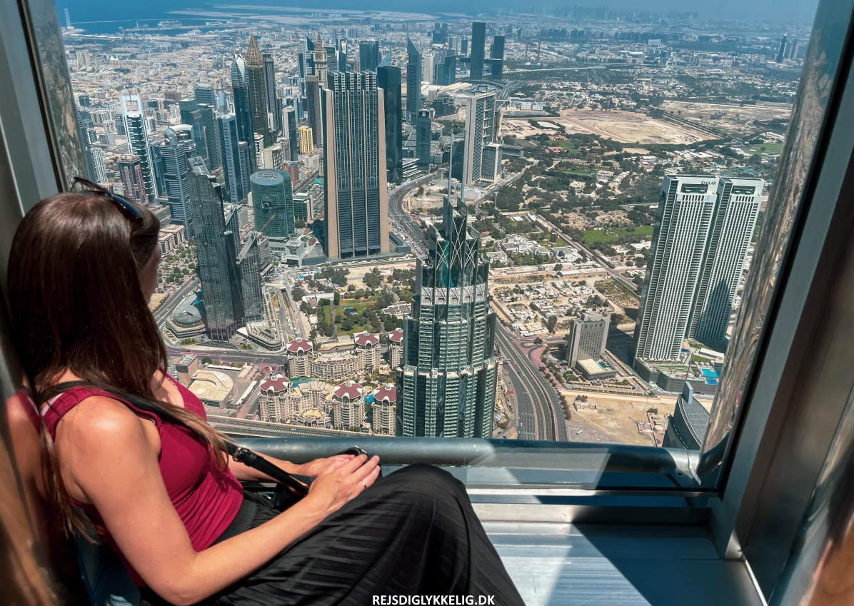 Besøg Burj Khalifa - Billetter - Rejs Dig Lykkelig