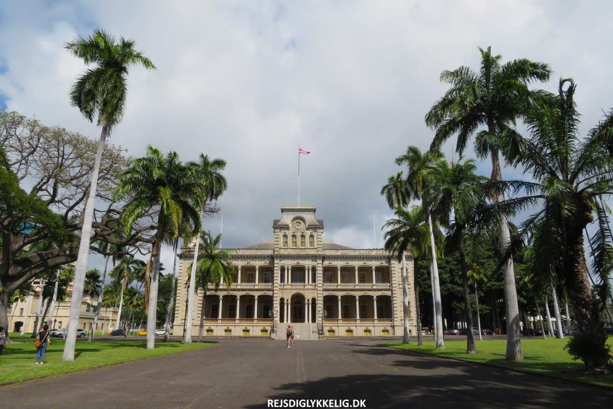 Seværdigheder og Oplevelser på Oahu i Hawaii - Iolani Palace - Rejs Dig Lykkelig