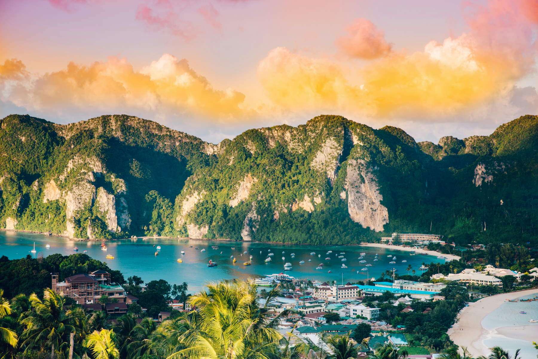 Hvor skal man bo på Phi Phi-øerne - Rejs Dig Lykkelig