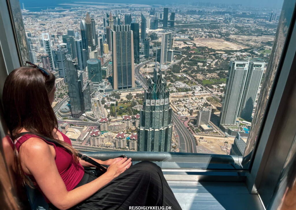 Burj Khalifa - Rejs Dig Lykkelig