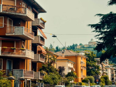 Hvor skal man bo i Verona - Veronetta - Rejs Dig Lykkelig