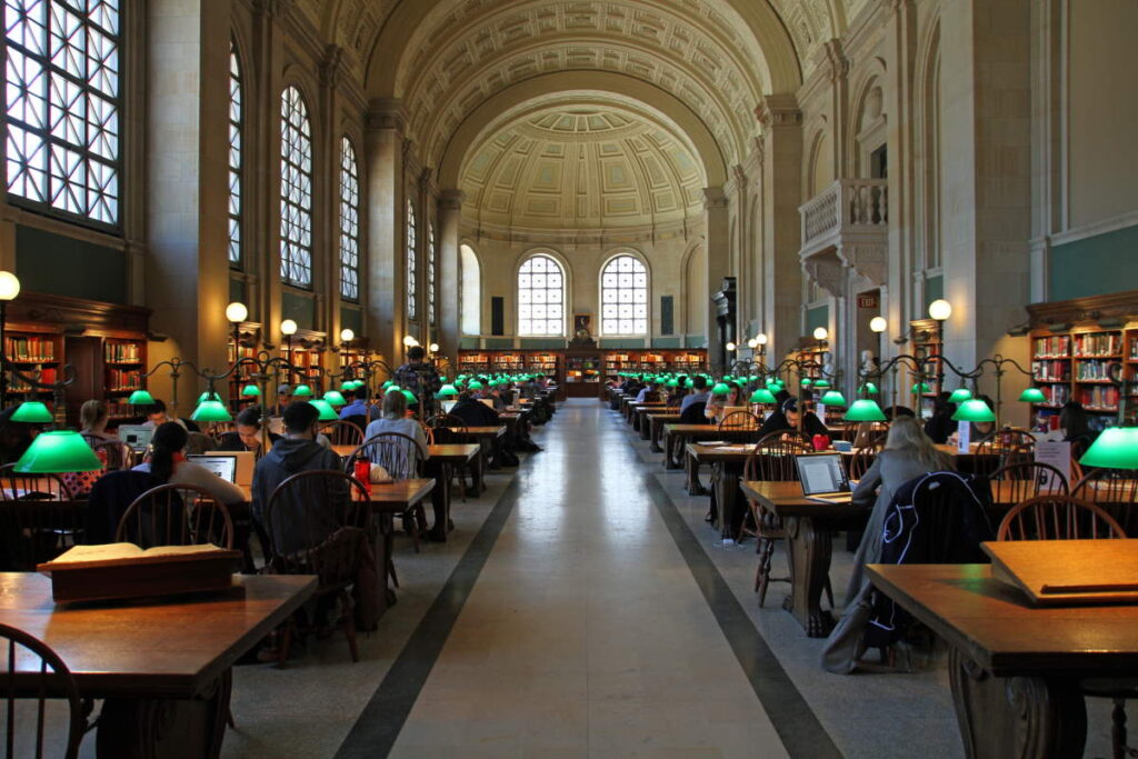 Boston Public Library - Rejs Dig Lykkelig