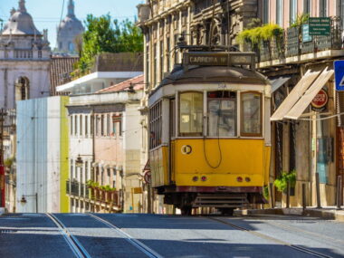 Hvor skal man bo i Lissabon - Rejs Dig Lykkelig