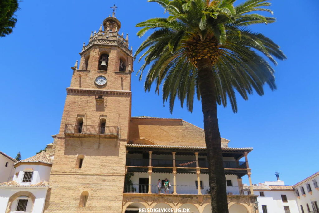 Seværdigheder og Oplevelser i Ronda - Iglesia de Santa María la Mayor - Rejs Dig Lykkelig