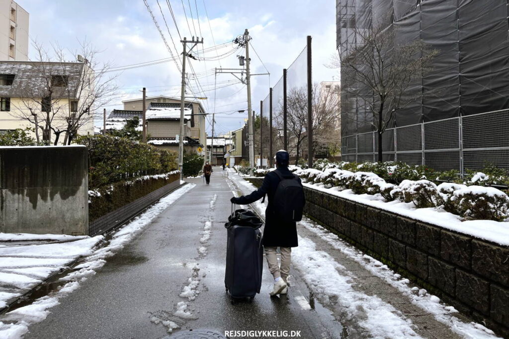 Tjekliste fra vores første jordomrejse - Pakke kufferter - Rejs Dig Lykkelig