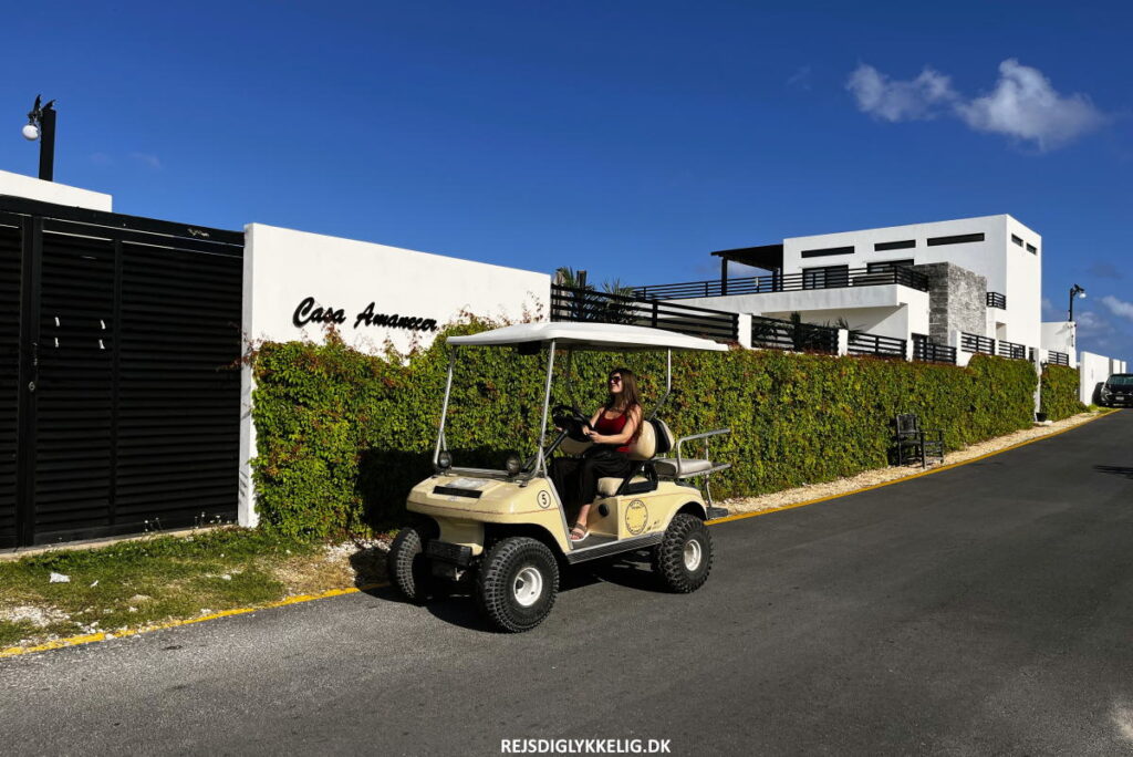 Rejseguide til Isla Mujeres - Kom rundt på øen med golfvogn - Rejs Dig Lykkelig